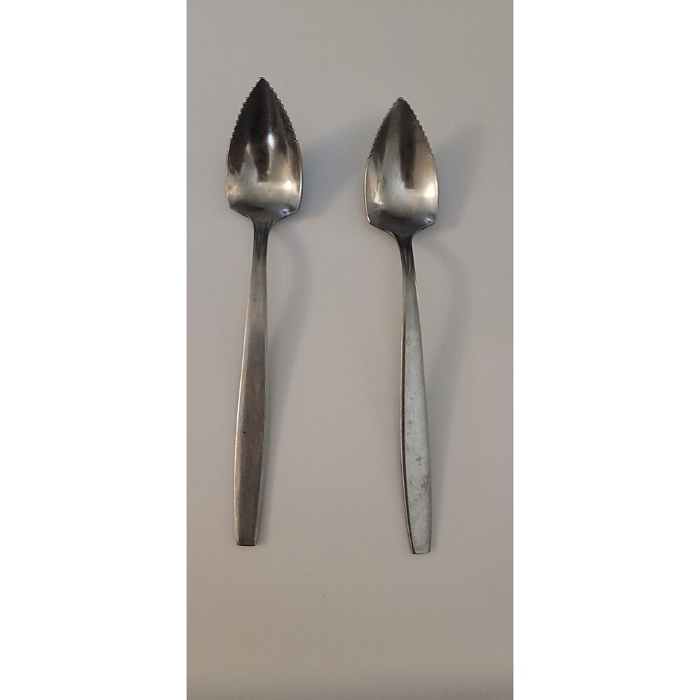 Rogers Cutlery Co. Creation Stainless Steel Grapefruit Spoon Set of 2 Serrated